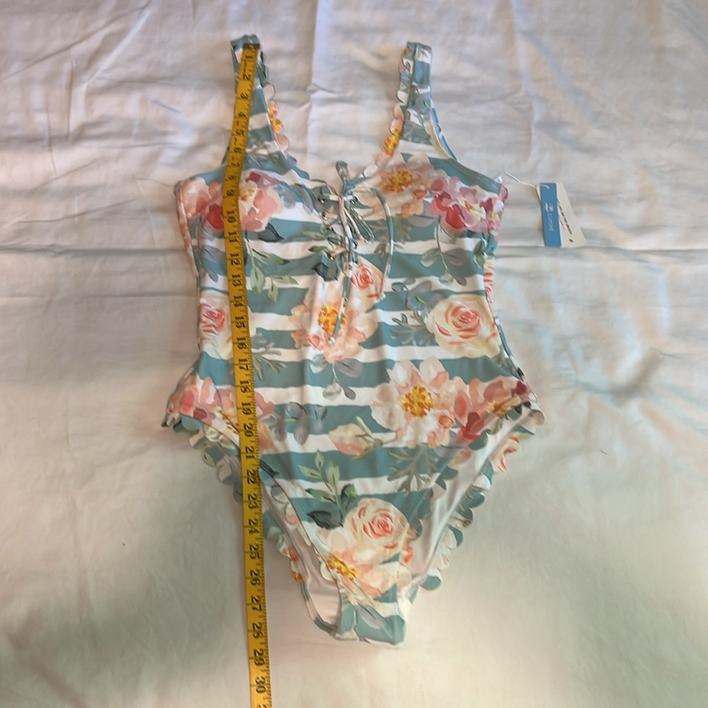 NWT!🎉 CUPSHE Floral and Striped Scalloped One Piece Swimsuit Size XL - Picture 14 of 16